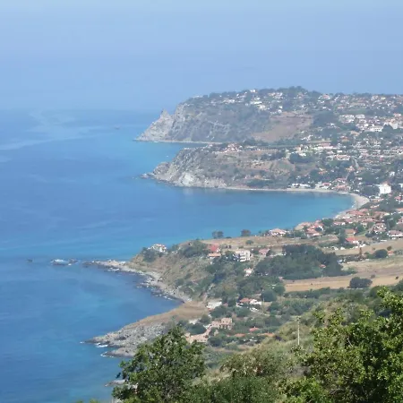 2 Bed With A Spectacular Panoramic Sea, Coastline And Mountain Views Santa Maria (Vibo Valentia)