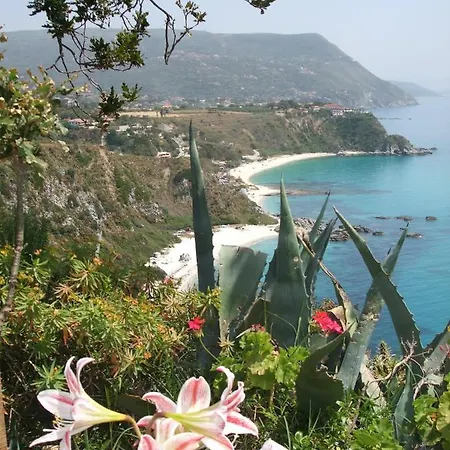 2 Bed With A Spectacular Panoramic Sea, Coastline And Mountain Views Apartmán *